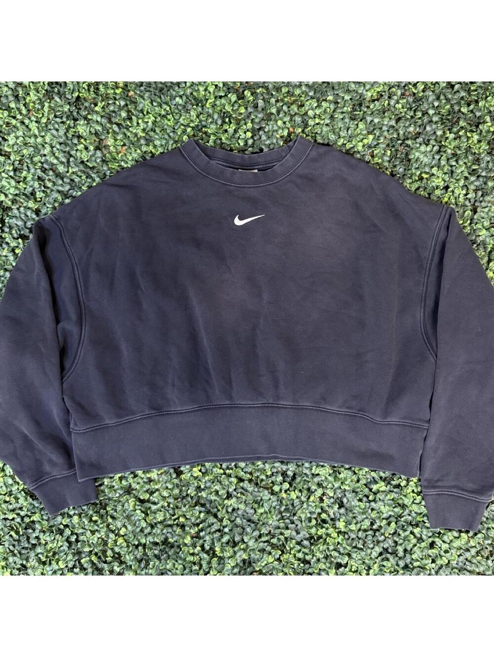 🖤 Nike Sportswear Oversized Cropped Fleece Crewneck